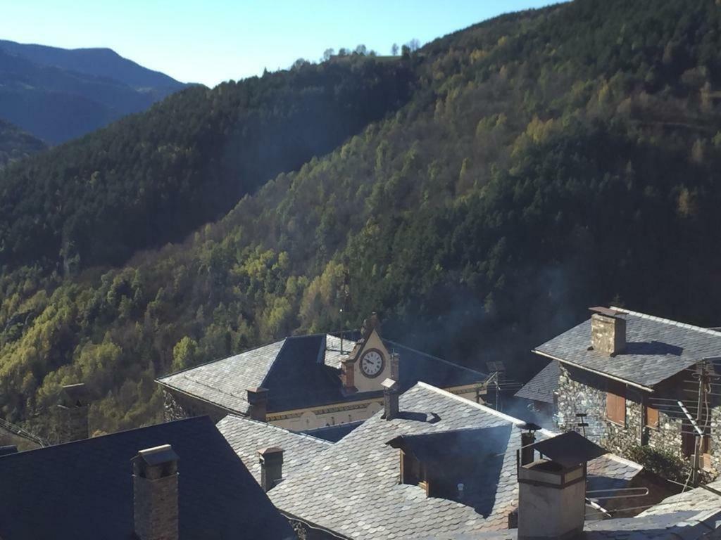 Casa De La Font De Dalt Villa Queralbs Bagian luar foto