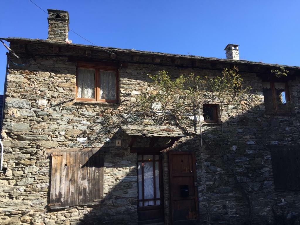 Casa De La Font De Dalt Villa Queralbs Bagian luar foto
